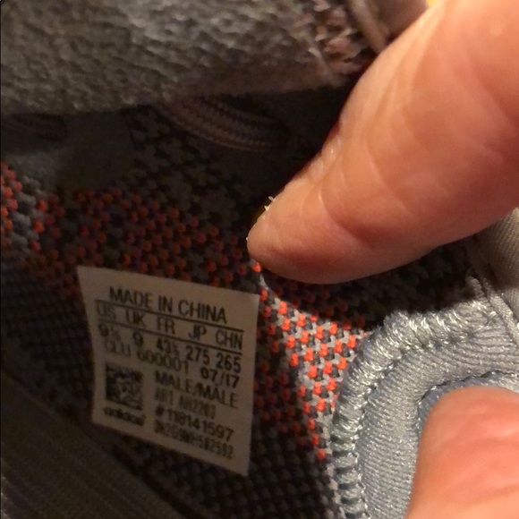 NIB AUTHENTIC Adidas Yeezy Boost 350 Beluga 2.0 - Picture 7 of 8